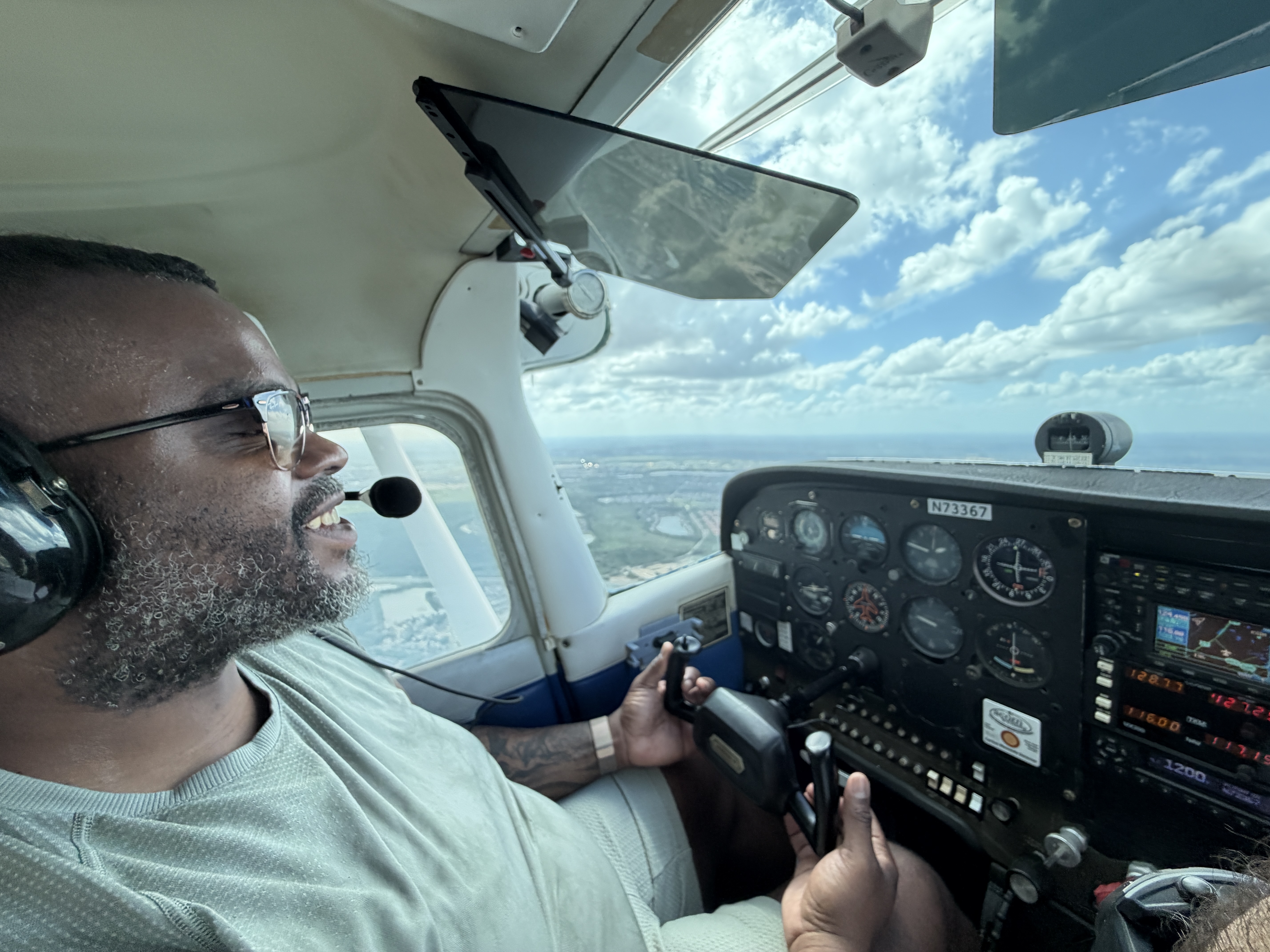 Intro Flight — Cessna 150 gallery 4